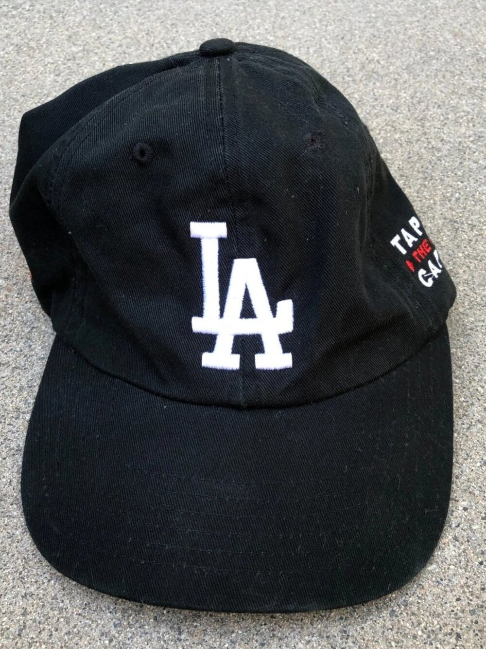 QUAKE CITY CAPS Los Angeles Dodgers Hat Eli Lilly Tap the Cap #35 MLB Black